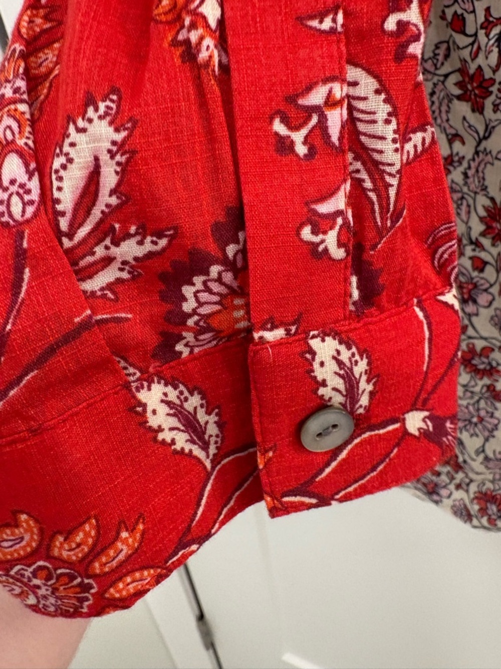 J. Jill Red White Floral Patchwork Boho Cotton Button Down Size Medium Petite - Picture 8 of 14